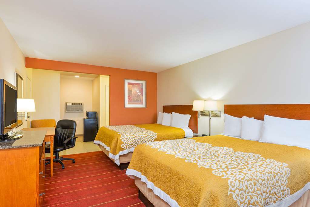 Days Inn By Wyndham San Diego-East/El Cajon Rum bild